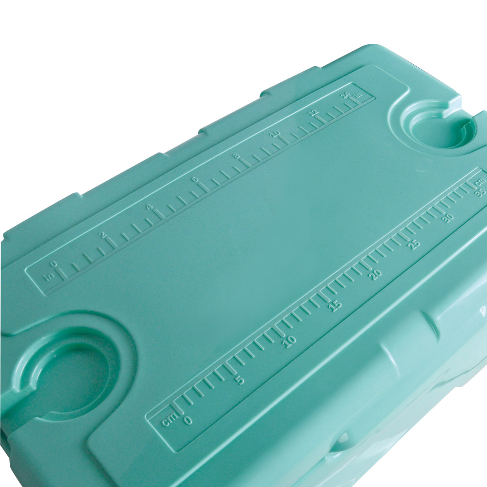 35QT Cooler Box